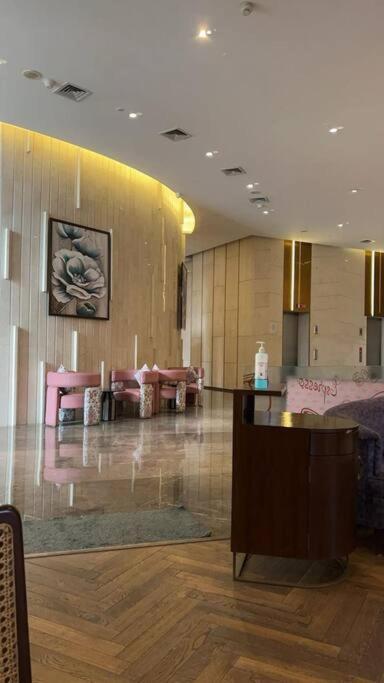 Countryside Luxury Suites - Supernova Noida Yeni Delhi Dış mekan fotoğraf